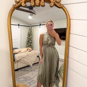 Chic One-Shoulder Pleated Dress in Olive
